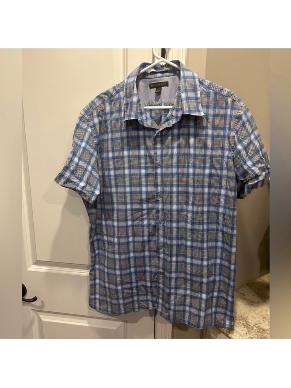 Men’s Banana Republic Short Sleeve Plaid Button up shirt XL